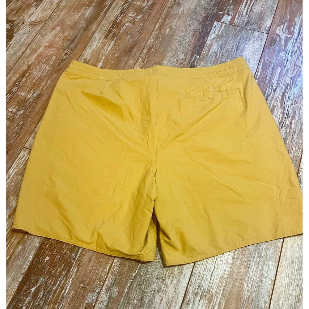 Patagonia Mens Board Shorts 38 Yellow Stretch Nylon Swim Trunks 8 Inch Inseam